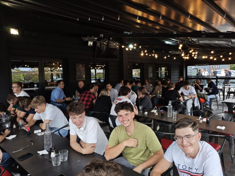 Apprentis au restaurant