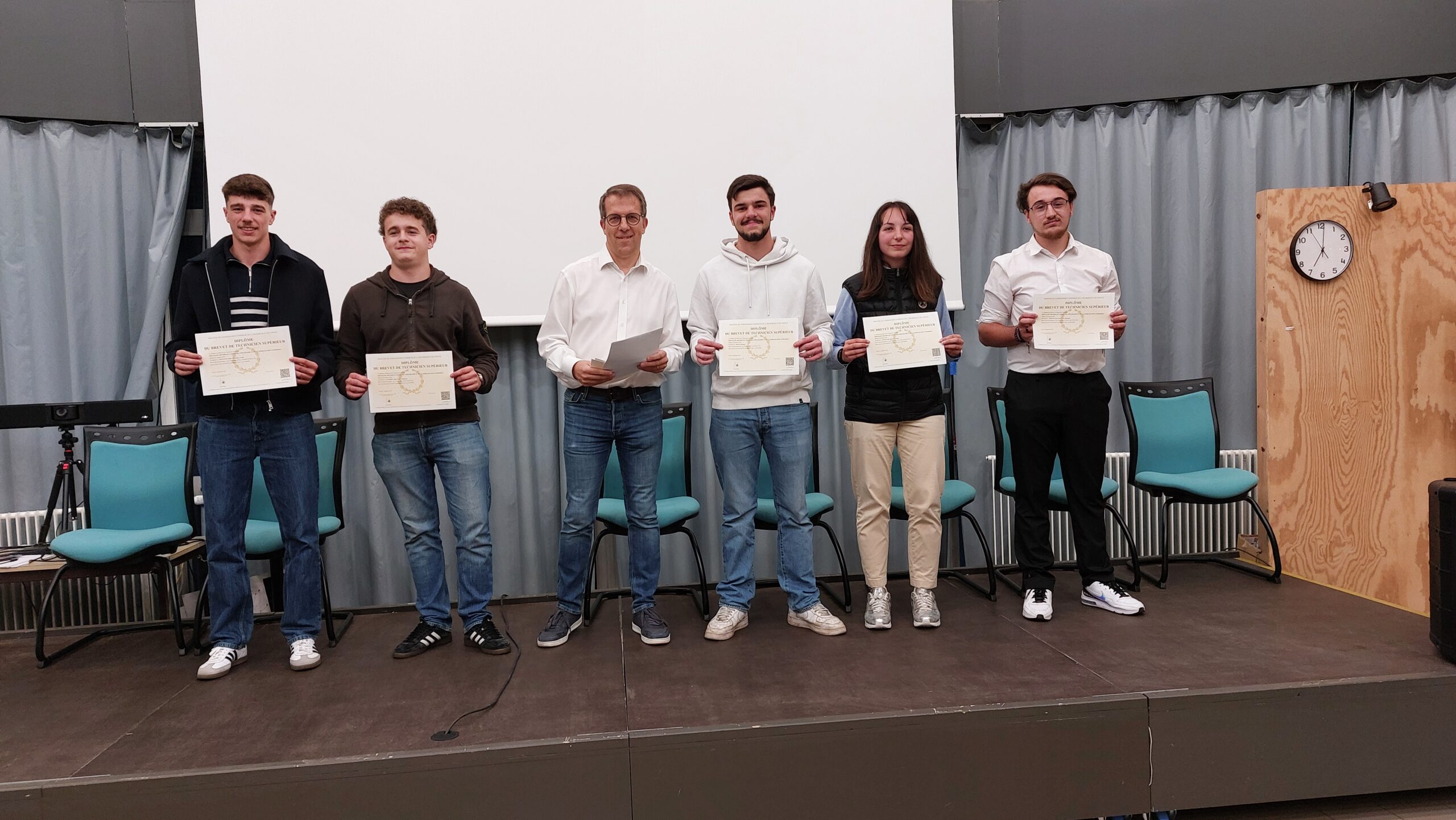 Diplômés BTS promotion 2026 au lycée Jean PROUVÉ