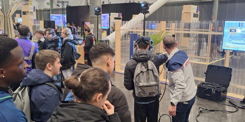 Cordées de la réussite : Visite du Salon “Viva Fabrica” par les 1ère STI2D – Lycée Jean Prouvé de Lomme